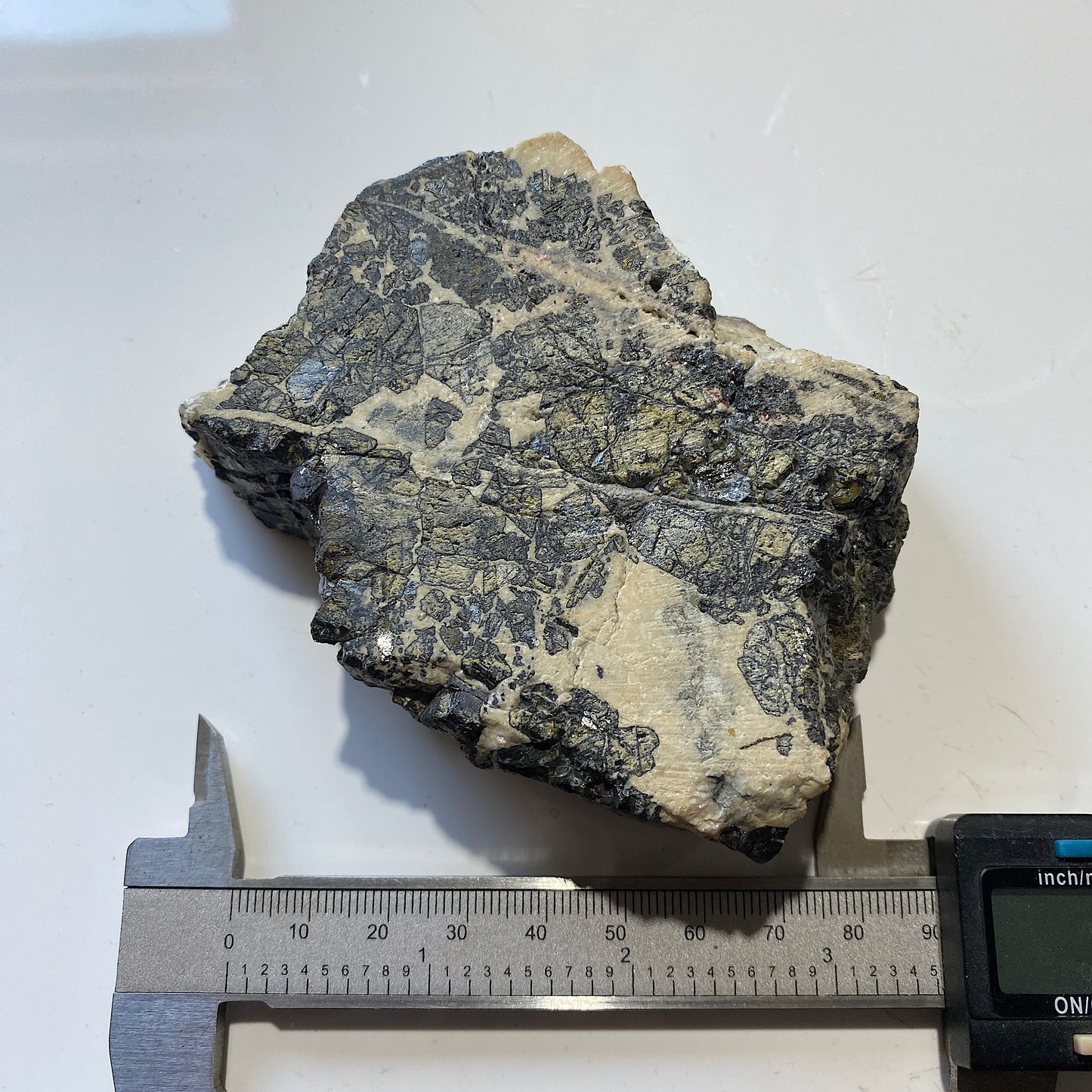 ORE SPECIMEN FROM BANSKA STIAVNICA, BANSKA BYSTRICA, SLOVAKIA  514g MF919