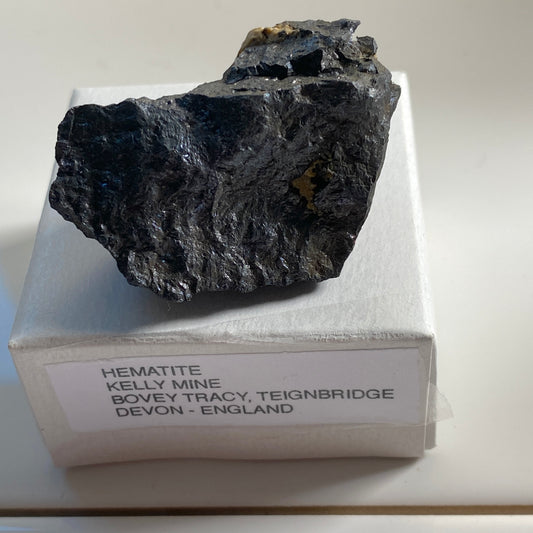 HEMATITE  - KELLY MINE, BOVEY TRACY, DEVON, ENGLAND 58g. MF2346