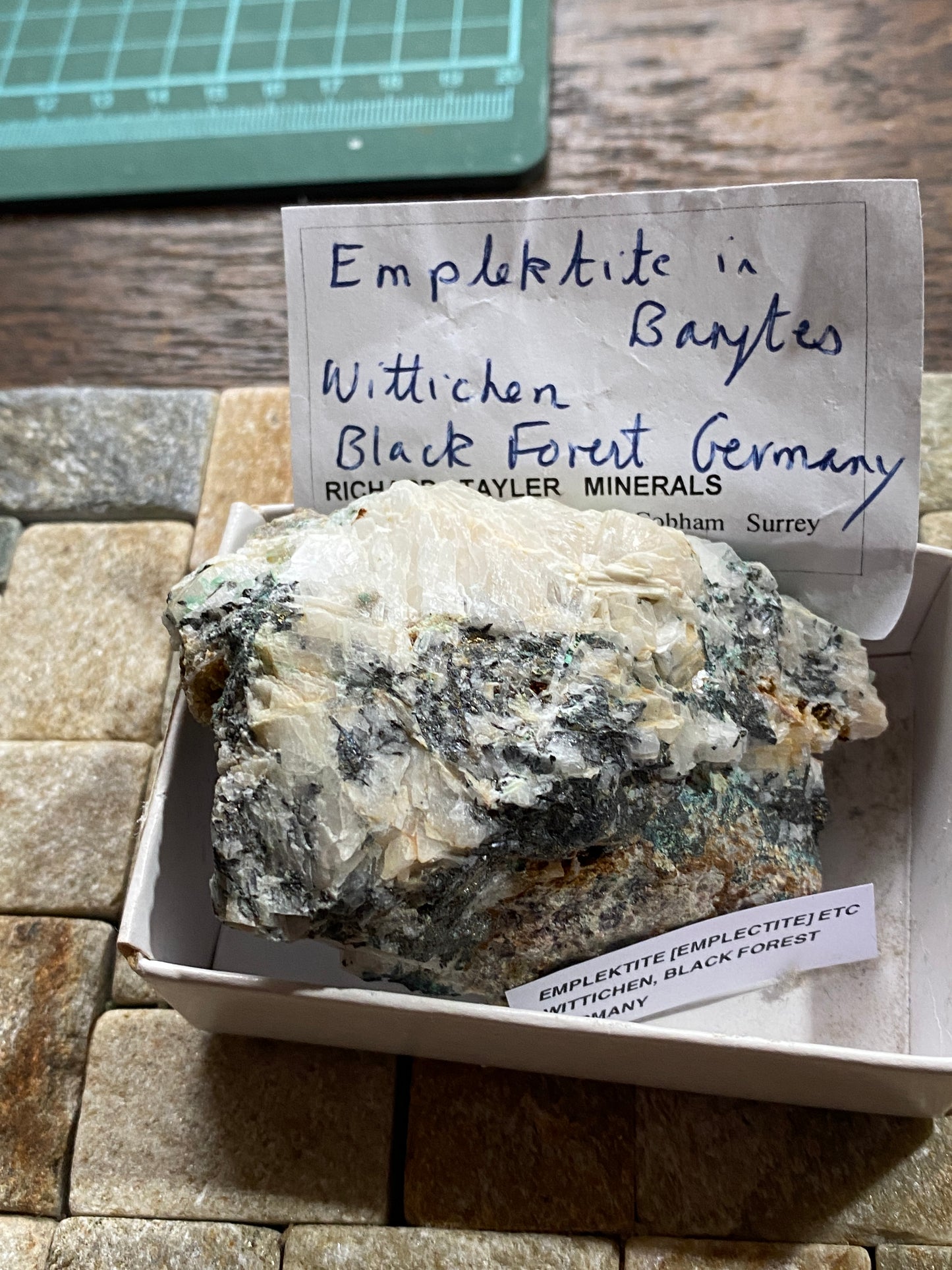 EMPLEKTITE ETC : DANIEL MINE, WITTICHEN, FREIBURG, GERMANY. 167g MF4735
