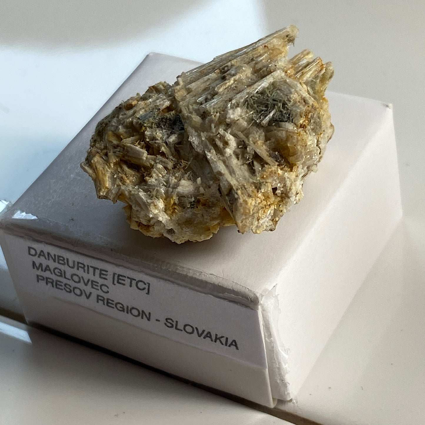 DANBURITE ON MATRIX - MAGLOVEC, SLOVAKIA  12g. MF2347