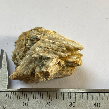 DANBURITE ON MATRIX - MAGLOVEC, SLOVAKIA  12g. MF2347