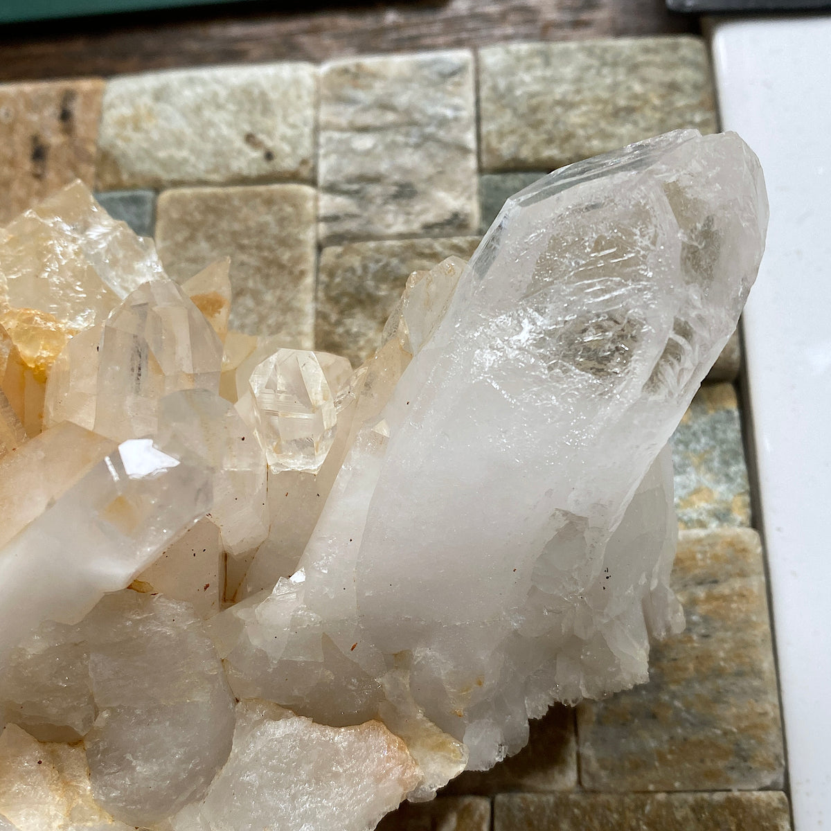 QUARTZ : RARE/IMPRESSIVE  SPECIMEN FROM LAKE CHABYER CAKO, GANGDISE MTS., TIBET. 583g MF5467