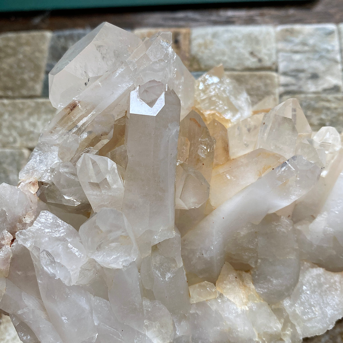 QUARTZ : RARE/IMPRESSIVE  SPECIMEN FROM LAKE CHABYER CAKO, GANGDISE MTS., TIBET. 583g MF5467