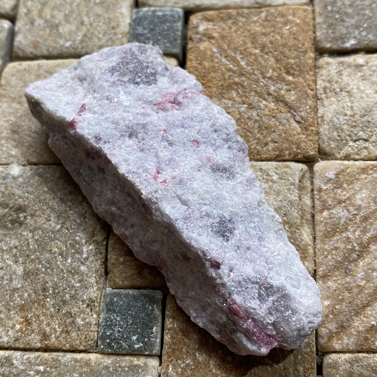 RUBELLITE IN LEPIDOLITE : STURAT MINE, PALA, CALIFORNIA, U.S.A.  23g MF5456
