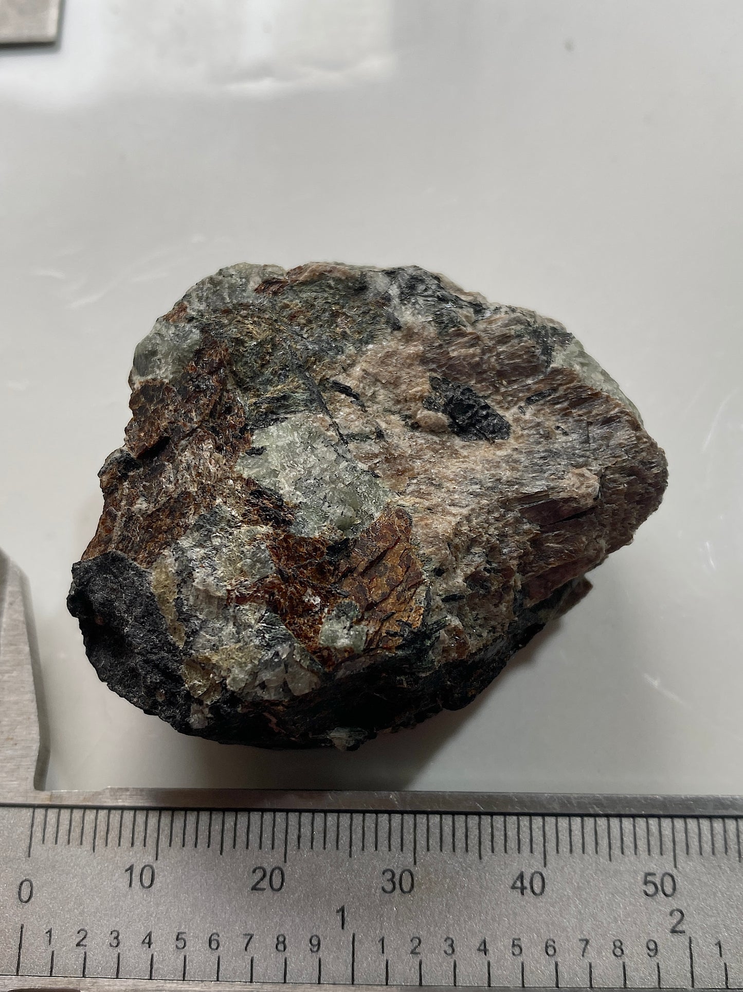 DELHAYELITE [ETC] : RASVUMCHORR MOUNTAIN, KOLA PENINSULA, RUSSIA 59g MF4821