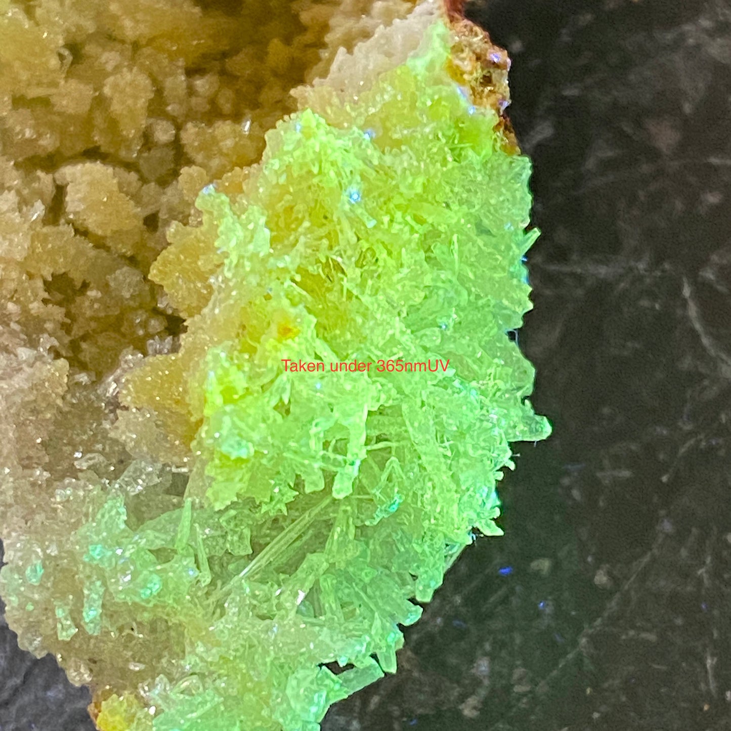 ZINCITE RARE SPECIMEN - ORZEL BIALY MINE, POLAND 33g. MF2340