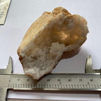 EXQUISITE QUARTZ GEODE - VALDEMANTILLO RAVINE, CASILE-LEON, SPAIN 111g MF949