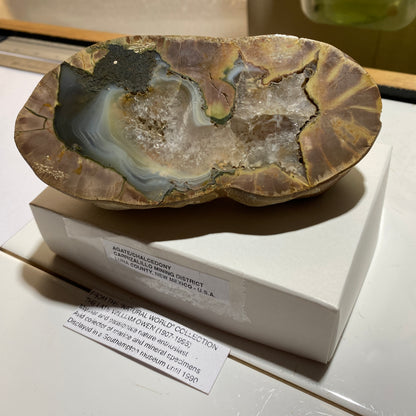 AGATE-CHALCEDONY QUARTZ - CARRIZALILLO, LUNA COUNTY, NEW MEXICO, U.S.A. 485g MF924