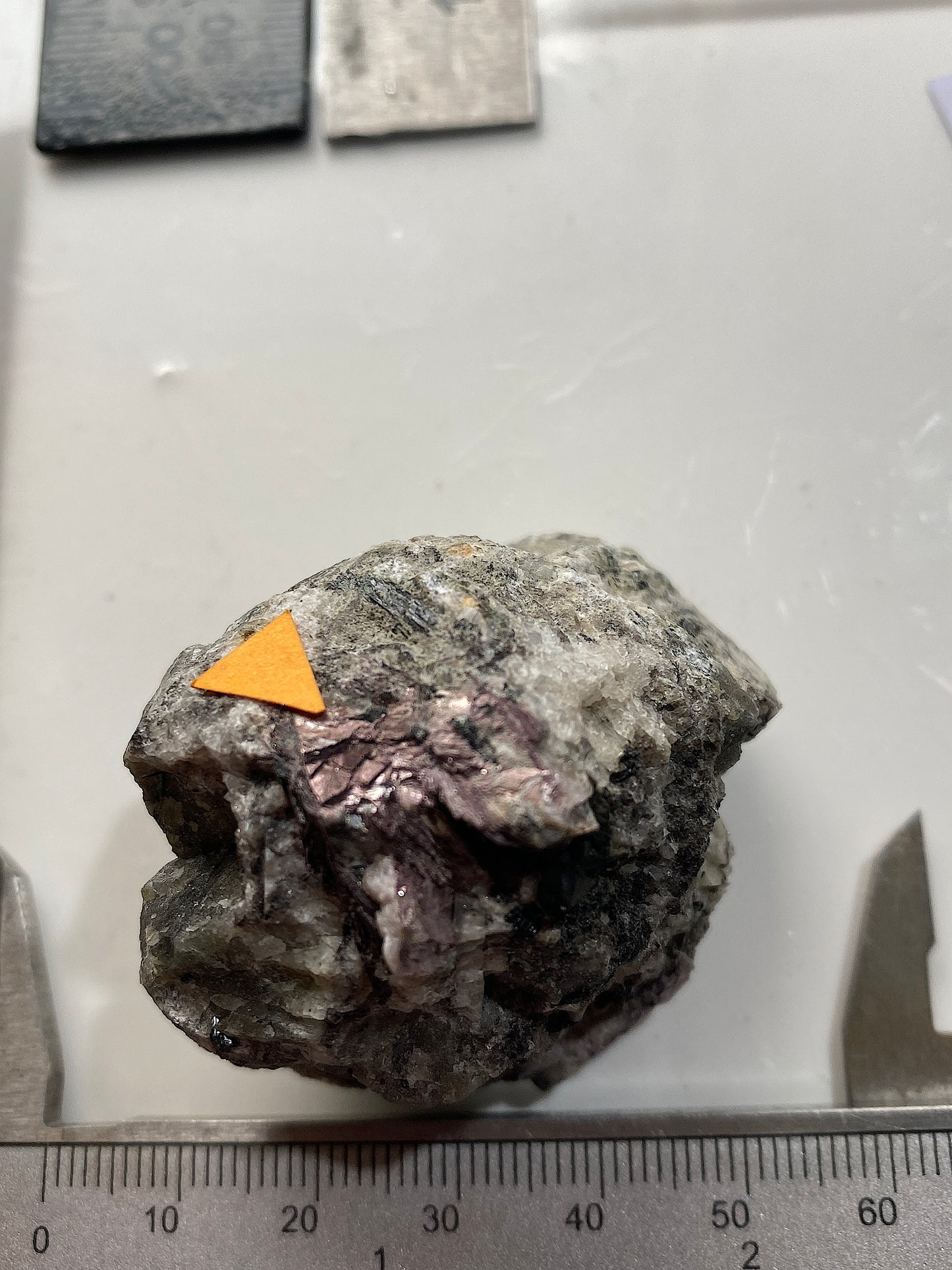 MURMANITE [ETC] : SELSURT MOUTAIN, KOLA PENINSUAL, RUSSIA 63g MF4824