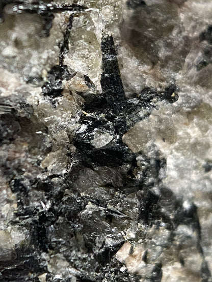 MURMANITE [ETC] : SELSURT MOUTAIN, KOLA PENINSUAL, RUSSIA 63g MF4824