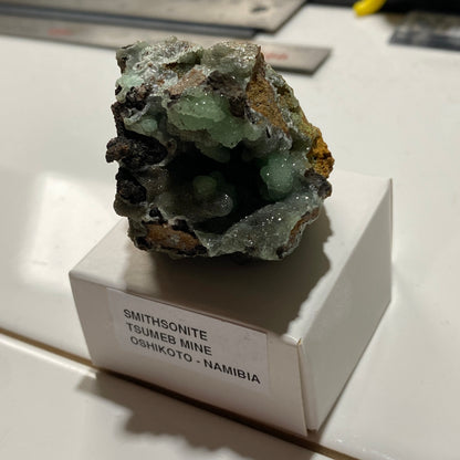 SMITHSONITE : TSUMEB MINE, OSHIKOTO, NAMIBIA. 87g MF5469