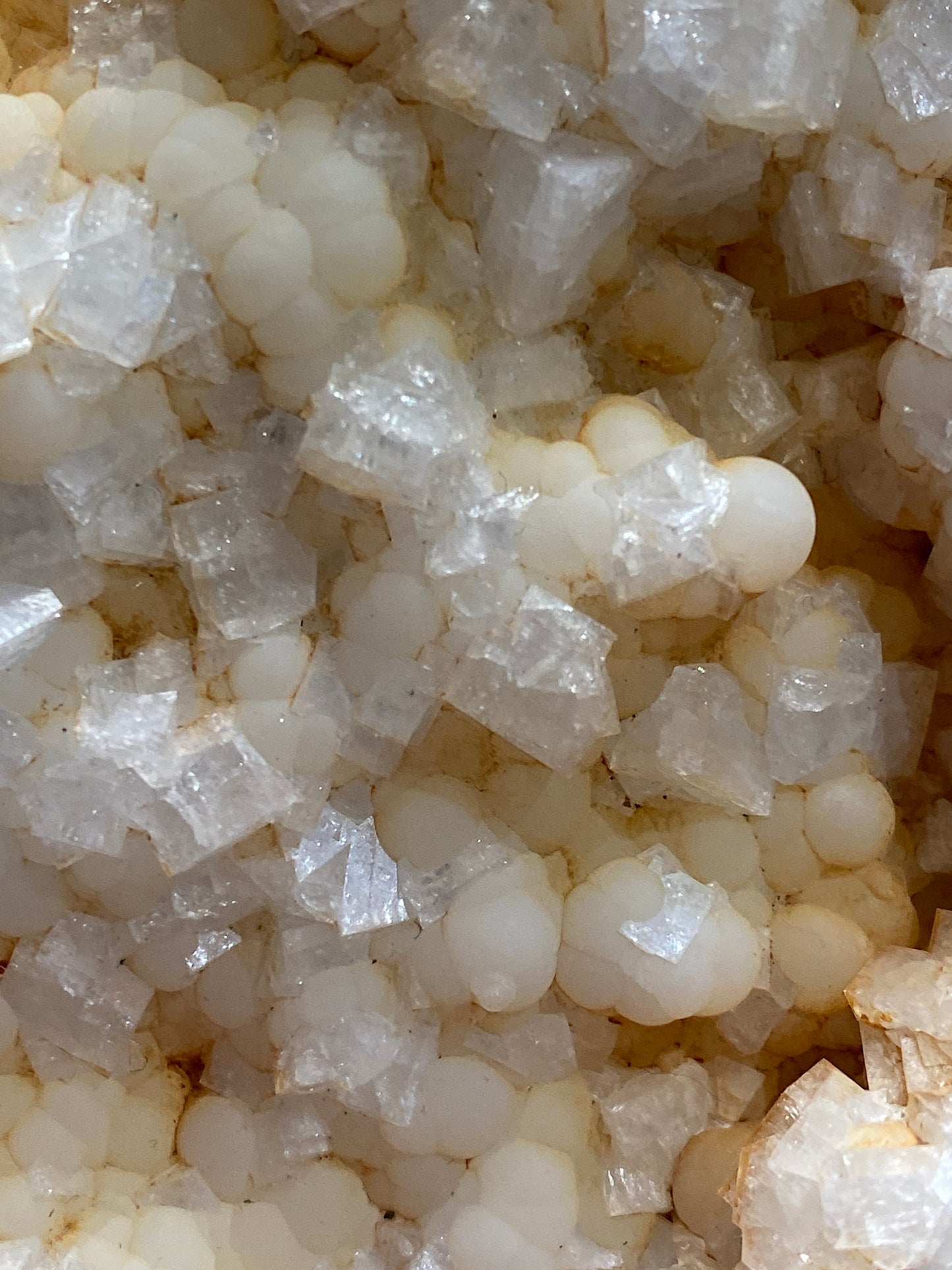 CHABAZITE & THOMSONITE : BJARNASTADALID, WESTFJORDS, ICELAND 205g MF4827