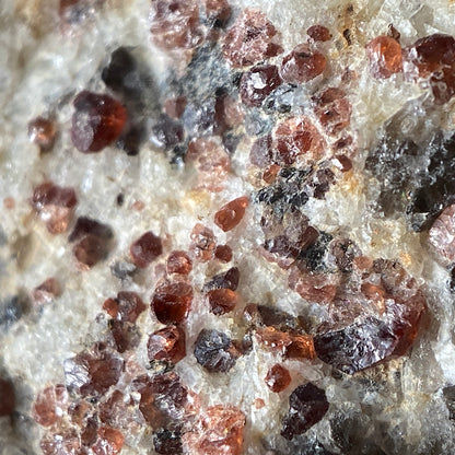 GROSSULAR [HESSONITE] GARNET ETC - POLLUX, ZERMATT, VALAIS, SWITZERLAND 904g MF993