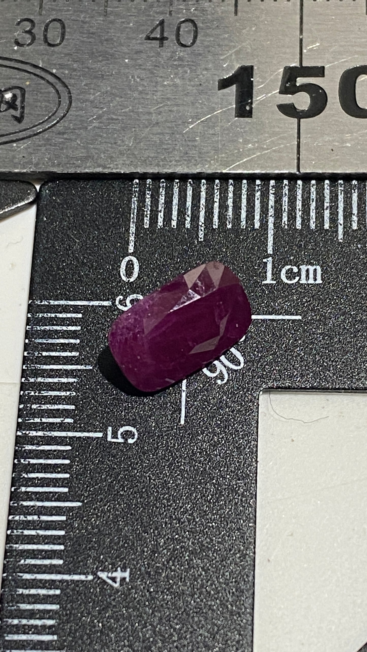 RUBY CORUNDUM NATURAL GEMSTONE : MOGOK, PWIN-Oo-LWIN, MANDALAY, MYANMAR 2.98Ct MFG4827