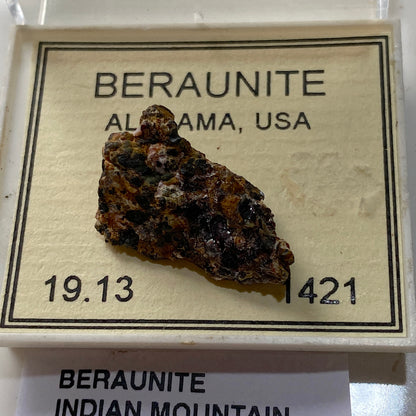 BERAUNITE [ETC] - INDIAN MOUNTAIN, CHEROKEE COUNTY, ALABAMA, U.S.A. 3g MF980