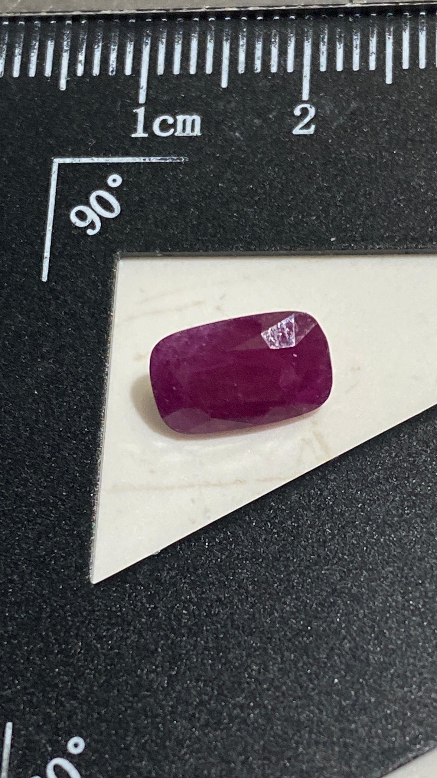 RUBY CORUNDUM NATURAL GEMSTONE : MOGOK, PWIN-Oo-LWIN, MANDALAY, MYANMAR 2.98Ct MFG4827