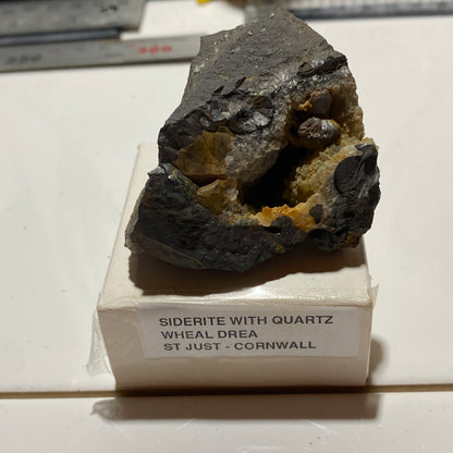 SIDERITE WITH QUARTZ : WHEAL DREA, BOTALLACK, ST JUST, CORNWALL  104g. MF5474