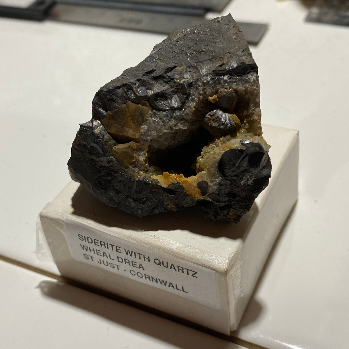 SIDERITE WITH QUARTZ : WHEAL DREA, BOTALLACK, ST JUST, CORNWALL  104g. MF5474