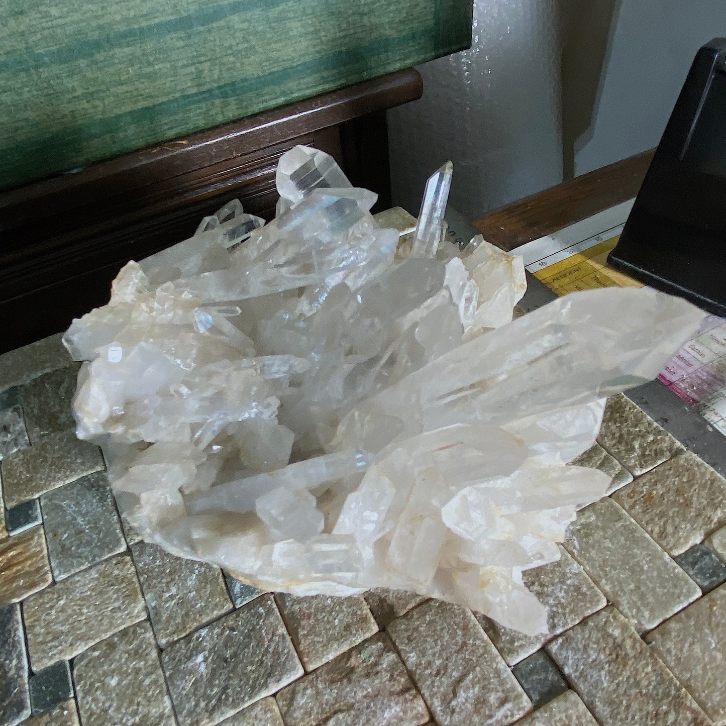 QUARTZ CRYSTAL ASSEMBLAGE, HIMALAYAS MTS, NEPAL SUBSTANTIAL 1164g MF1550