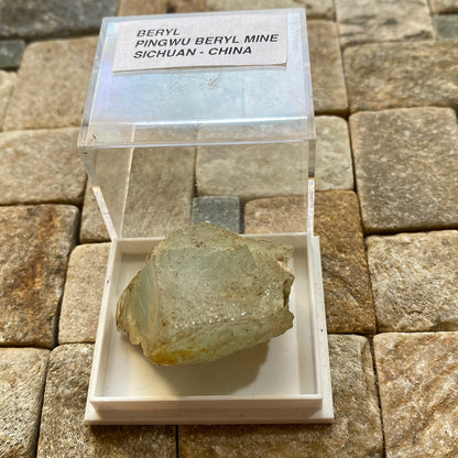 BERYL : PINGWU BERYL MINE, PINGWU COUNTY, SICHUAN, CHINA 18g MF5479