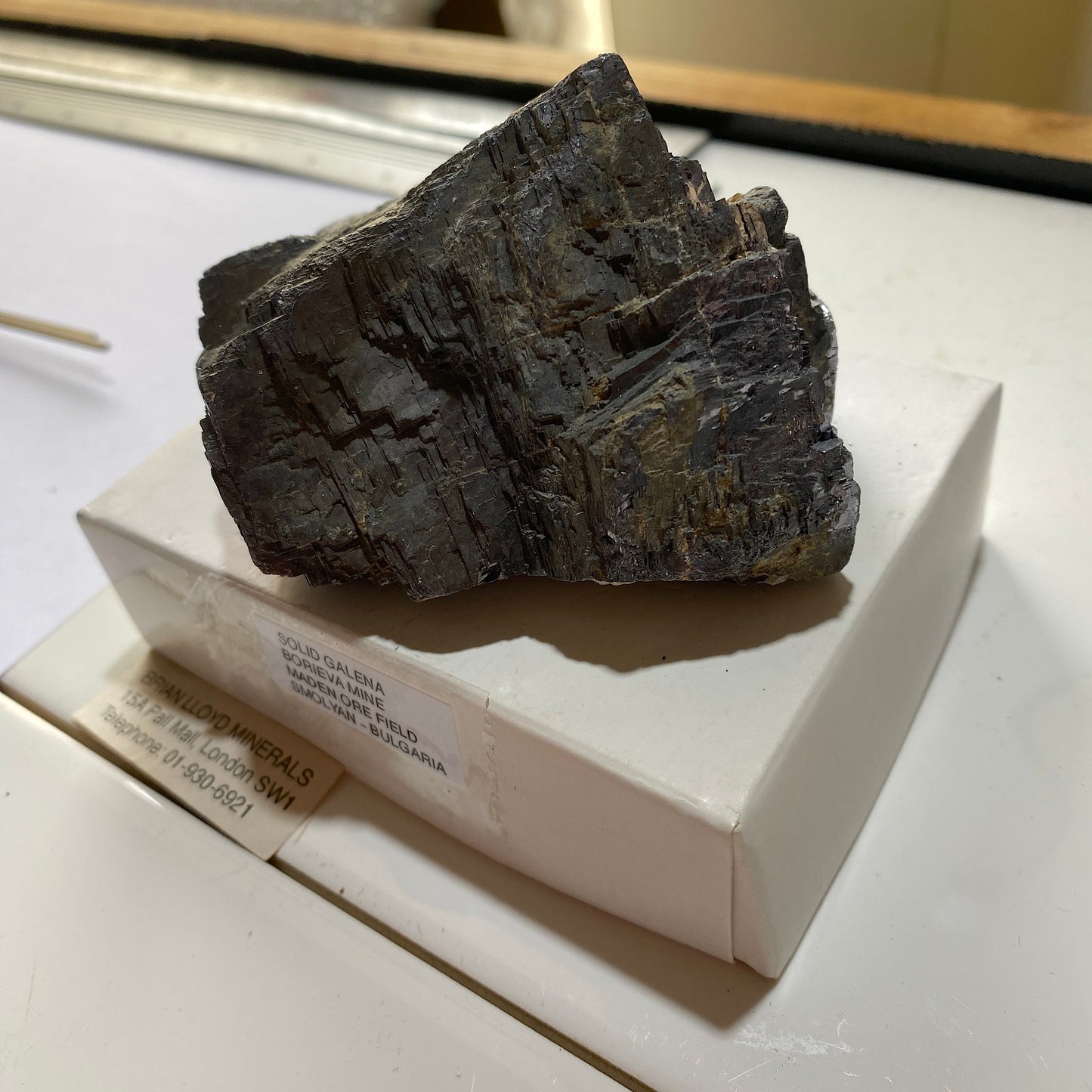 MINERAI DE GALÈNE SOLIDE DE LA MINE BORIEVA, BULGARIE LOURD 1020g MF1006