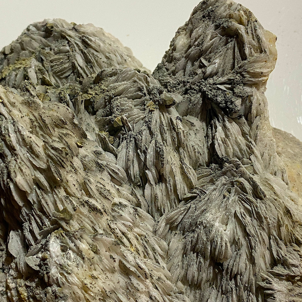 BARYTE WITH CHALCOPYRITE : DREISLAR MINE, MEDEBACH, ARNSBERG, GERMANY. 537g. MF5481