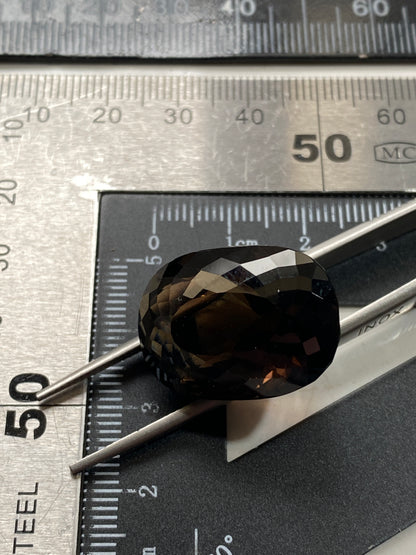 SMOKE QUARTZ NATURAL GEMSTONE : MANSA DISTRICT, LUAPULA PROVINCE, ZAMBIA 39.16Ct MFG4834
