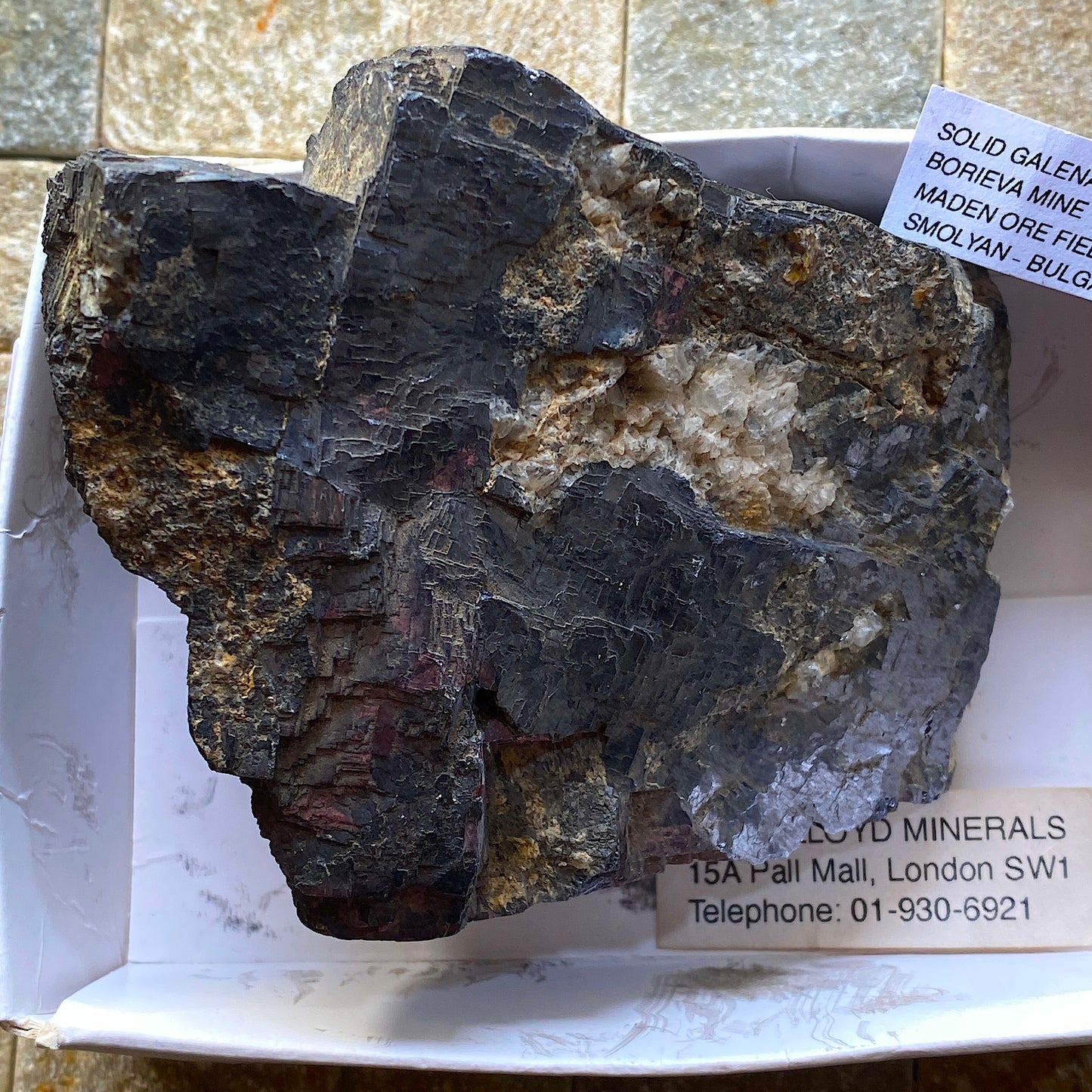 MINERAI DE GALÈNE SOLIDE DE LA MINE BORIEVA, BULGARIE LOURD 1020g MF1006