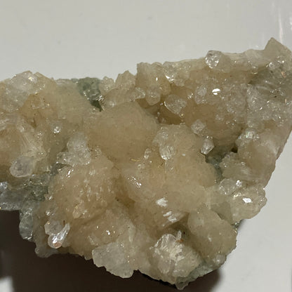 APOPHYLLITE CRYSTALS ON STILBITE : PASHAN QUARRY, PUNE, MAHARASHTRA, INDIA. 42g MF5482