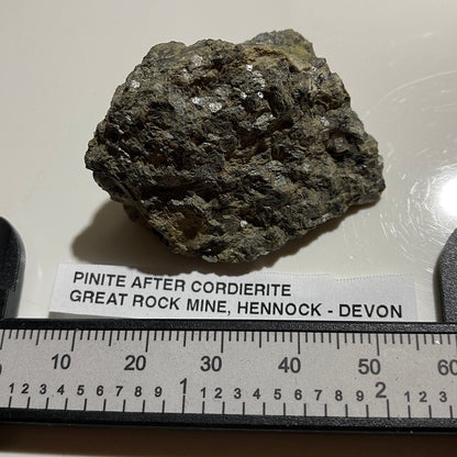 PINITE AFTER CORDIERITE : GREAT ROCK MINE, HENNOCK, BOVEYTRACEY, DEVON, ENGLAND 32g MF5483