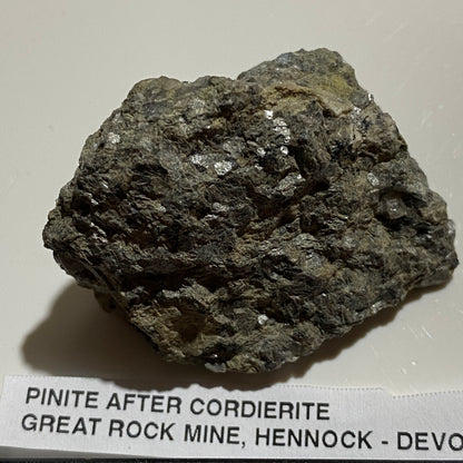 PINITE AFTER CORDIERITE : GREAT ROCK MINE, HENNOCK, BOVEYTRACEY, DEVON, ENGLAND 32g MF5483
