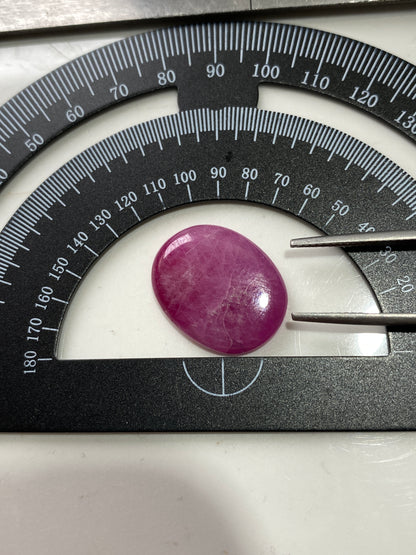 SAPPHIRE CORUNDUM GEMSTONE : ZAZAFOTSY, IHOSY, IROROMBE, MADAGASCAR  13.09Ct MFG4835