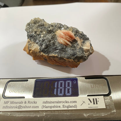 BARYTE SUR CERRUSITE DE LA MINE LAS DALLES, MAROC 188g MF1032