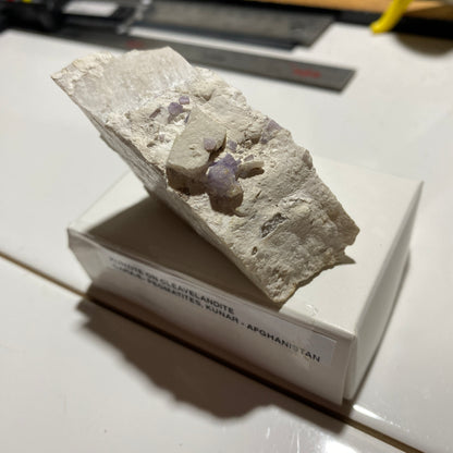 KUNZITE SPODUMENE ON CLEAVELANDITE : DARA-E PECH PEGMATITES, AFGHANISTAN  82g MF5487
