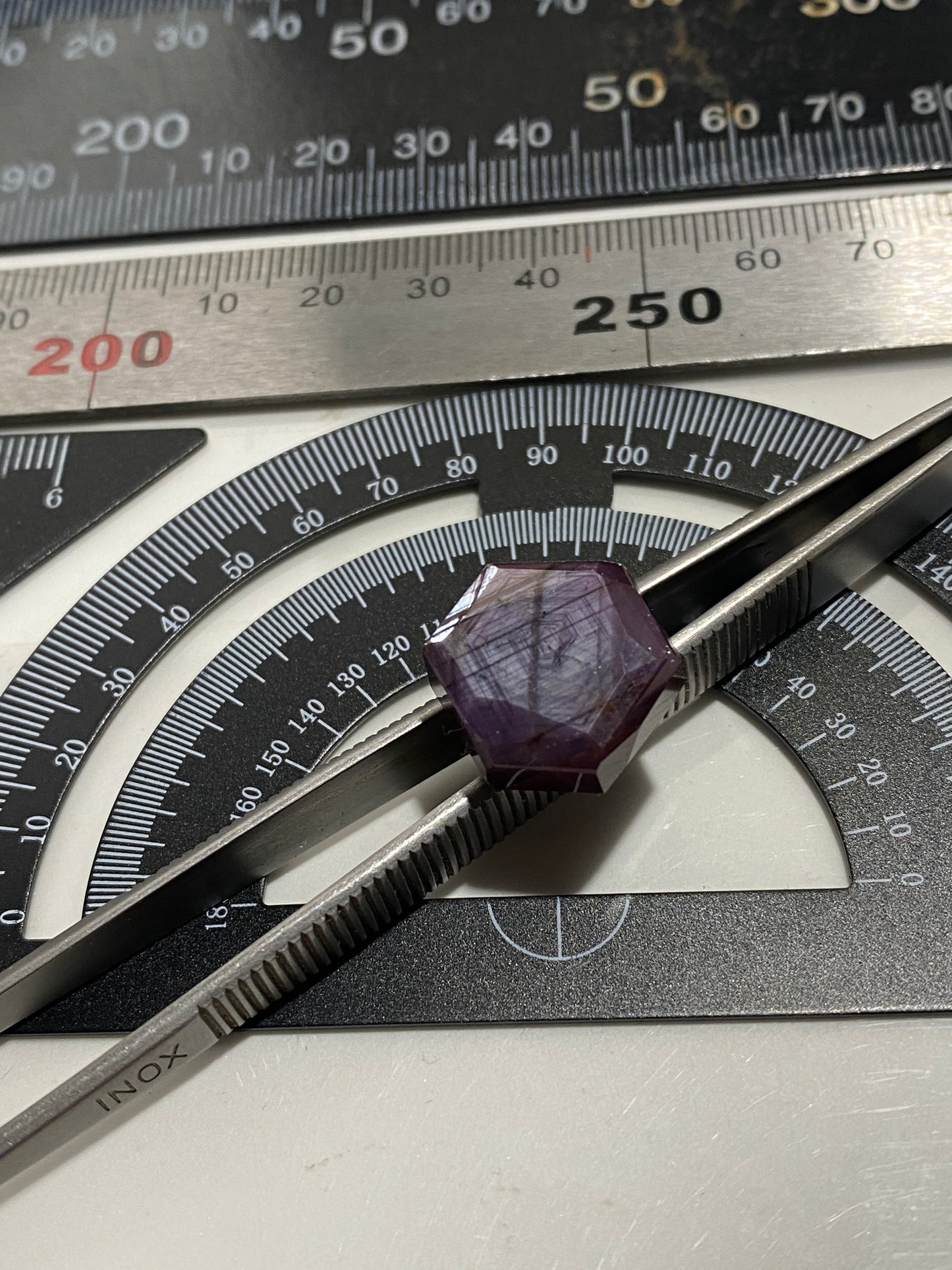 SAPPHIRE CORUNDUM NATURAL GEMSTONE : ZAZAFOTSY, MADAGASCAR 29.75Ct MFG4837