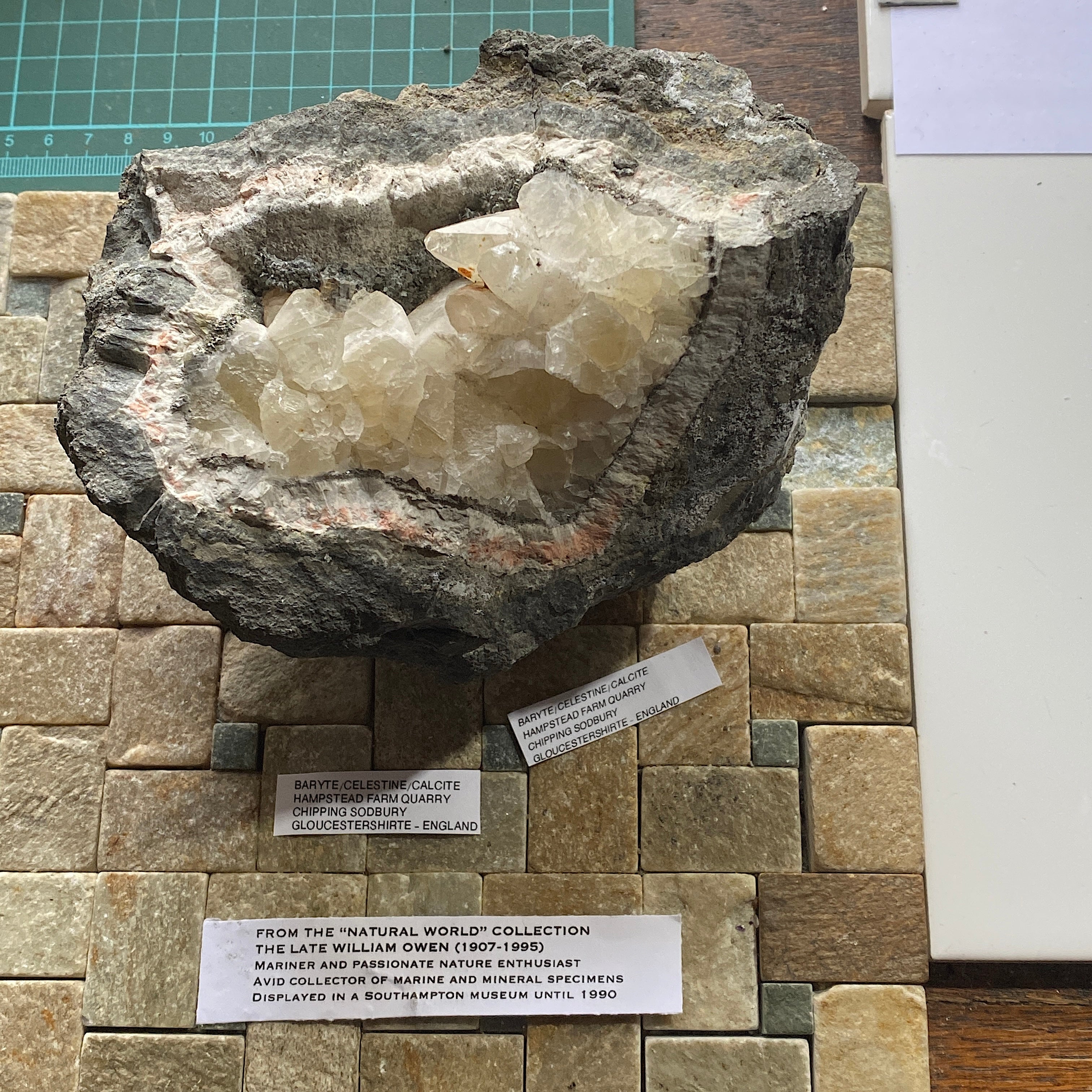 CALCITE IN BARYTE/CELESTINE [ETC] - HAMPSTEAD FARM QUARRY, GLOUCESTERS ...