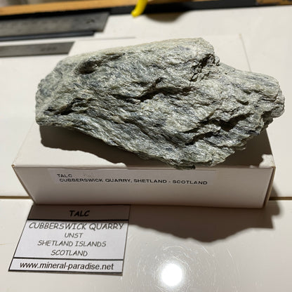 TALC : CUBBERSWICK QUARRY, UNST, SHETLAND, SCOTLAND 238g. MF5489