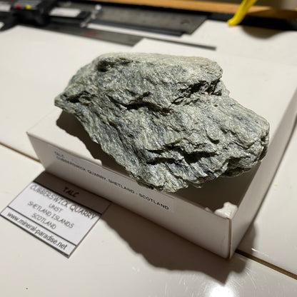 TALC : CUBBERSWICK QUARRY, UNST, SHETLAND, SCOTLAND 238g. MF5489