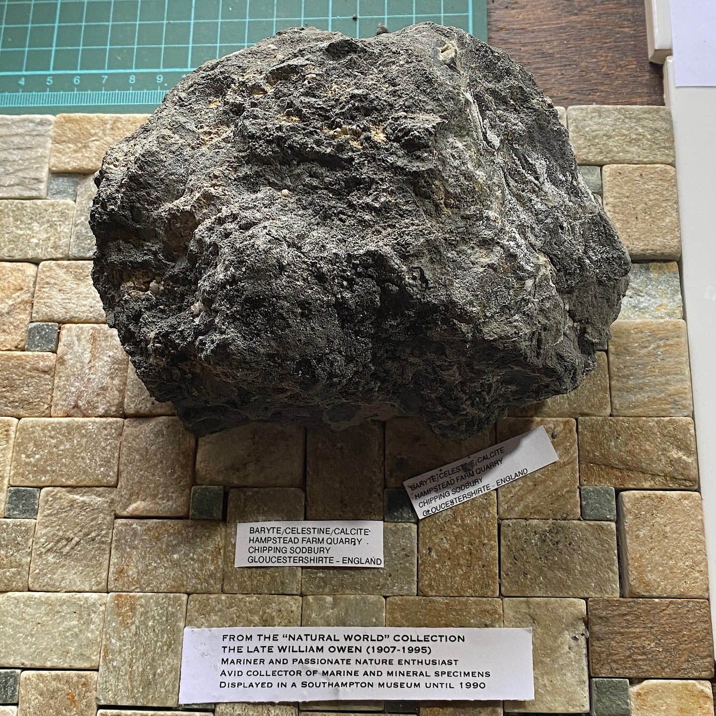 CALCITE IN BARYTE/CELESTINE [ETC] - HAMPSTEAD FARM QUARRY, GLOUCESTERSHIRE SUBSTANTIAL 2762g MF1043