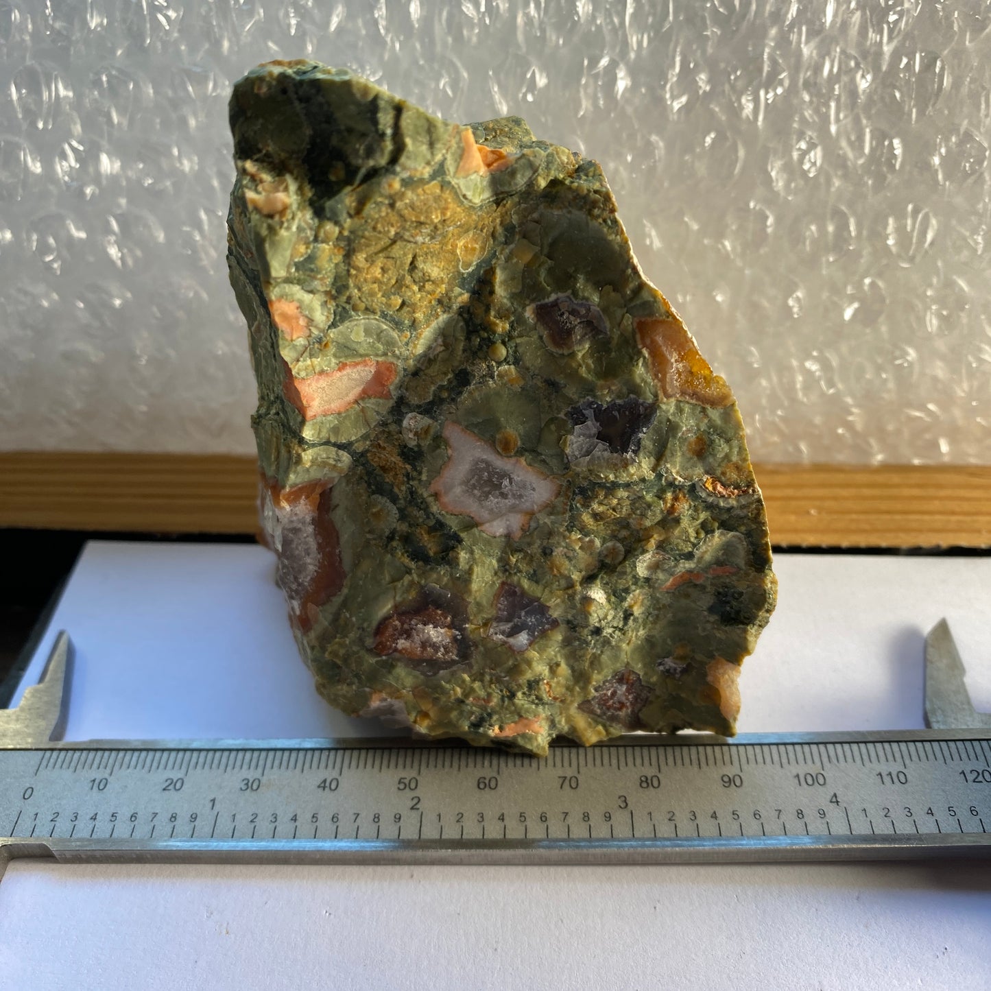 RHYOLITE JASPER, MOUNT HAY, QUEENSLAND, AUSTRALIA 300g MF1559