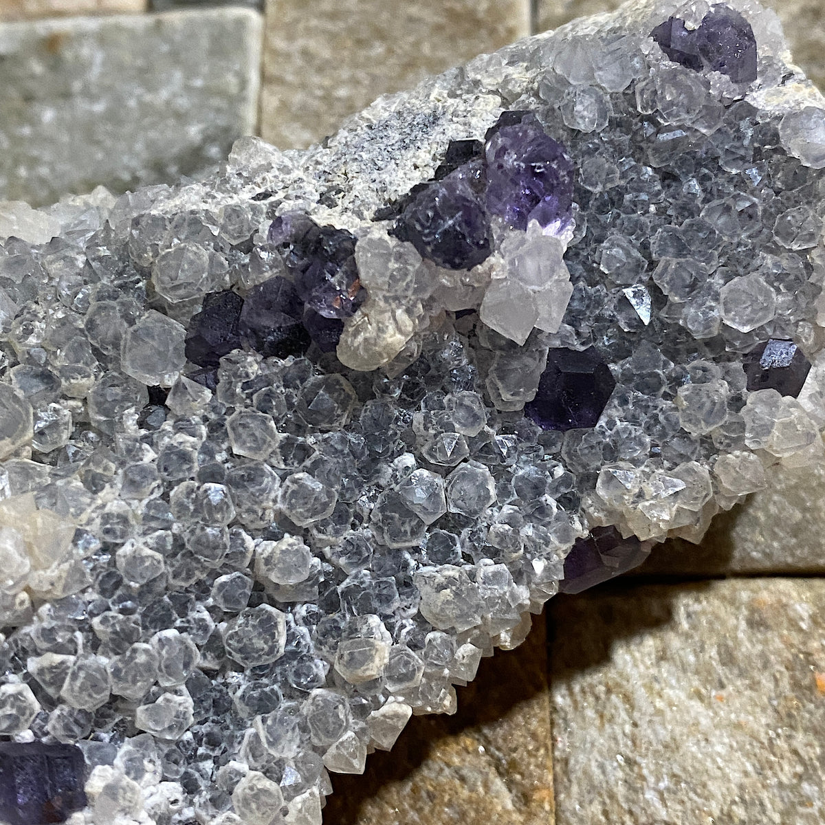 FLUORITE/QUARTZ FASCINATING SPECIMEN : NAICA, CHIHUAHUA, MEXICO 330g. MF5492