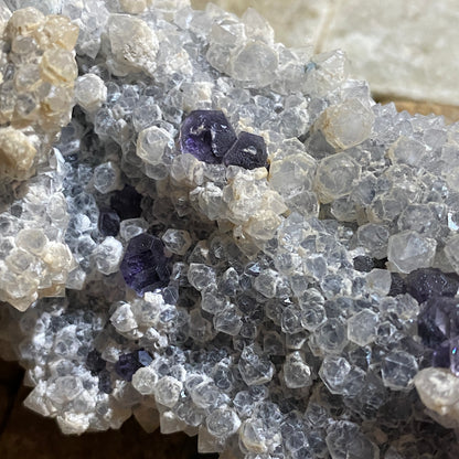 FLUORITE/QUARTZ FASCINATING SPECIMEN : NAICA, CHIHUAHUA, MEXICO 330g. MF5492