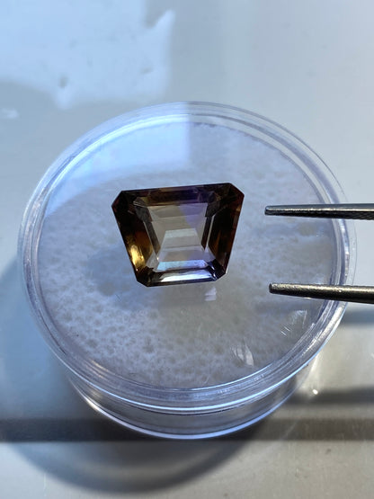 AMETRINE NATURAL GEMSTONE : ANAHI MINE, SANTA CRUZ, BOLIVIA 6.93Ct MFG4845