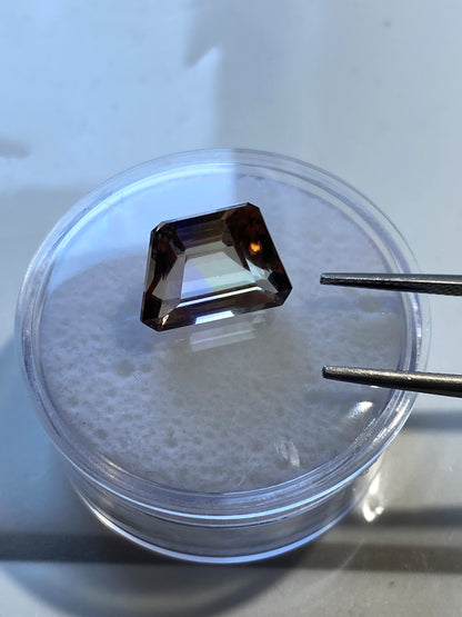 AMETRINE NATURAL GEMSTONE : ANAHI MINE, SANTA CRUZ, BOLIVIA 6.93Ct MFG4845