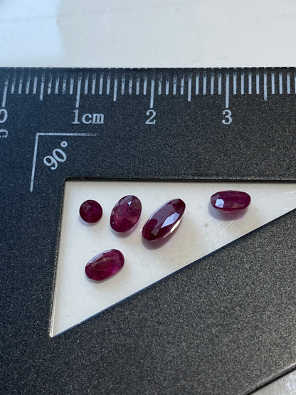 RUBY CORUNDUM GEMSTONES x 5 : NATURAL MINED, MANYARA, TANZANIA 2.18Ct MFG4845