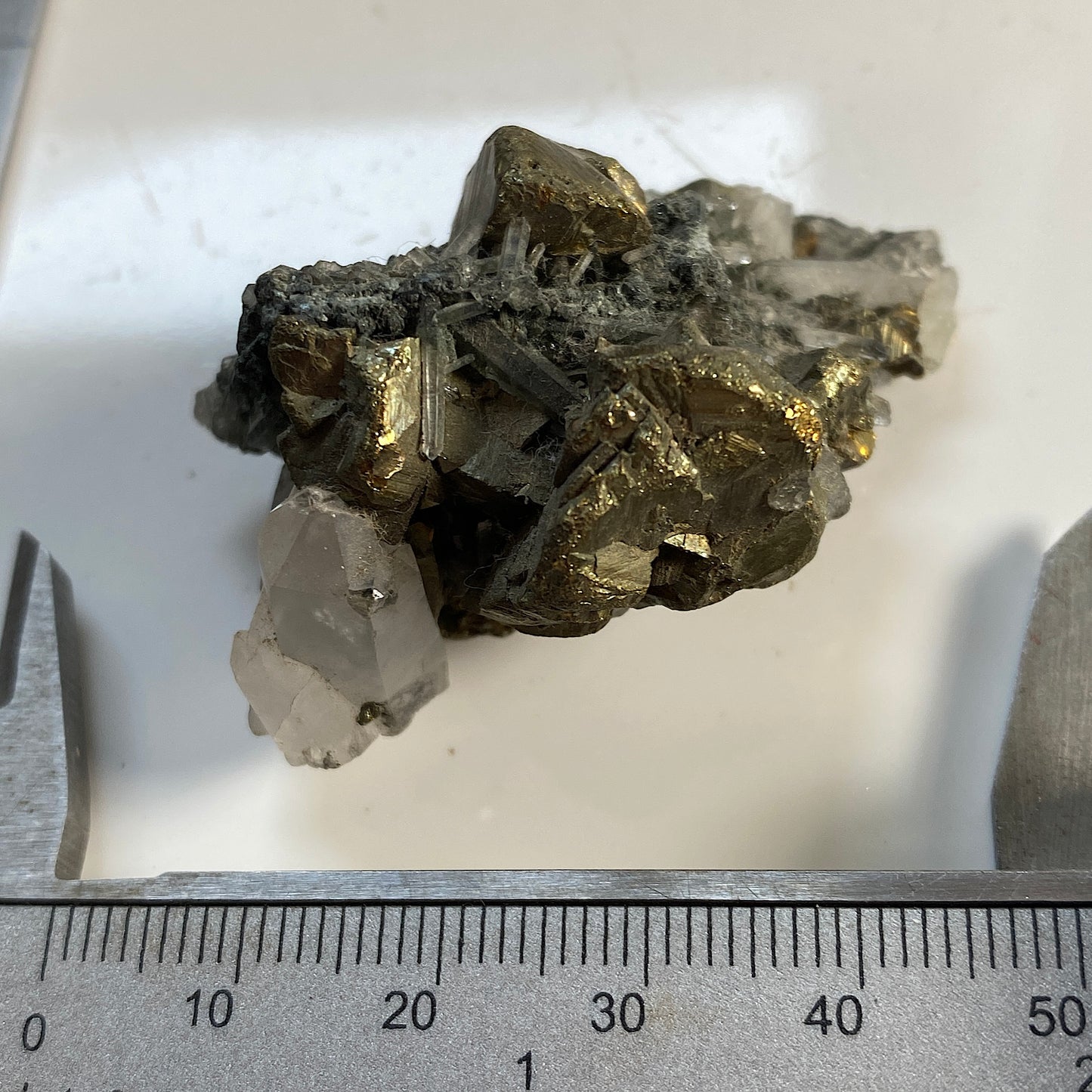 PYRITE/QUARTZ - WHITEHORSE DISTRICT, THE YUKON, CANADA  30g. MF2376