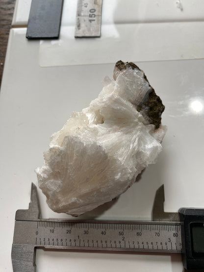 STILBITE : STROND QUARRY, BORDOY, FAROE ISLANDS, DENMARK. 149g MF4830