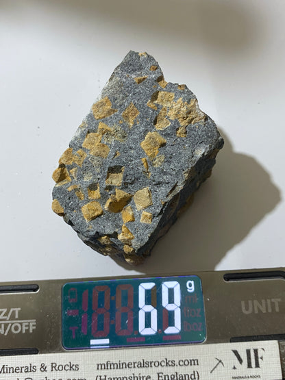 NARSARSUKITE : LOVOZERO MASSIF,  KOLA PENINSULA, RUSSIA  69g MF4833