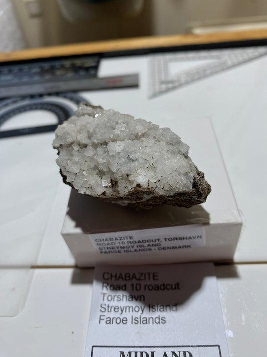 CHABAZITE : ROAD 10 ROADCUT, TORSHAVN, FAROE ISLANDS, DENMARK  48g MF4837