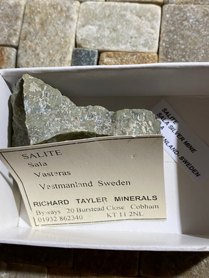 SALITE : SALA SILVER MINE, SALA, VASTMANLAND, SWEDEN : 50g MF4838